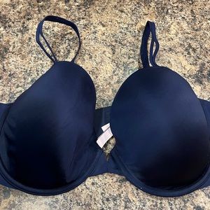 Victoria’s Secret Lined Demi Double Bra (38DDD)